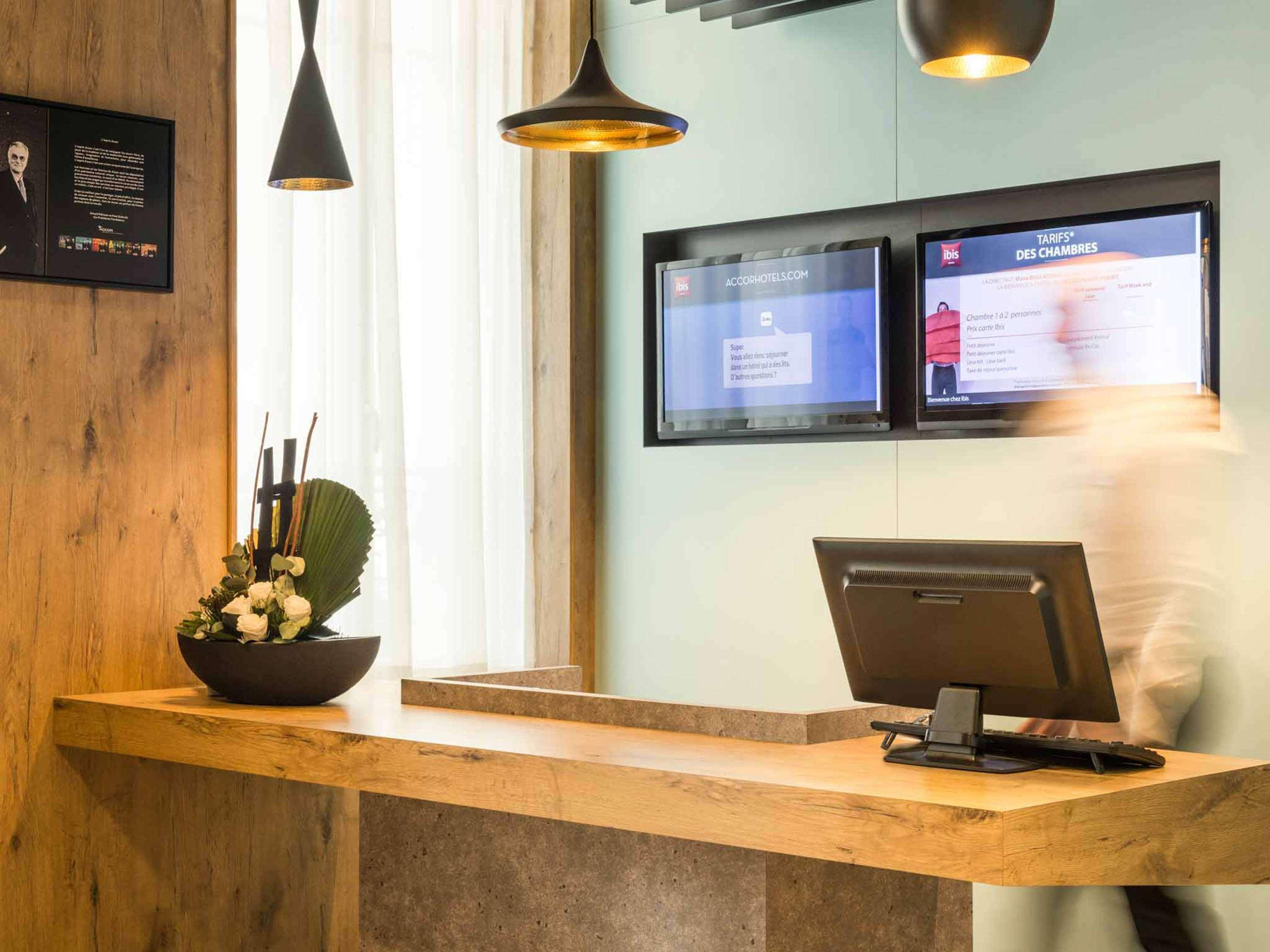 Ibis Levallois Perret Exteriör bild